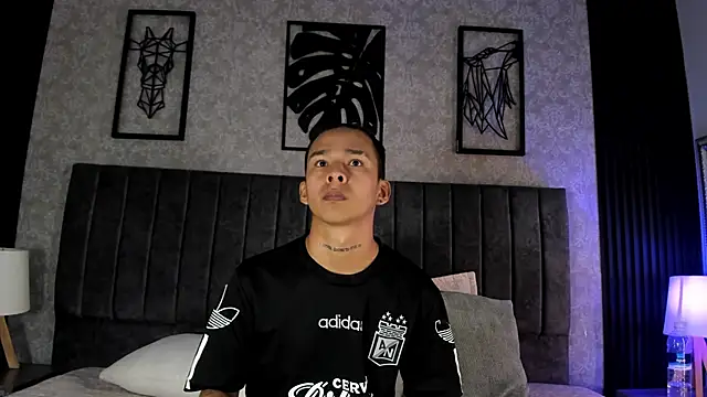 bliinkii and luka  online show from 02/04/26, 03:18