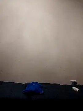 Snapshot of Mlo69 chatting on 03/14/26, 04:01 Mlo69 online show from 03/14/26, 04:01