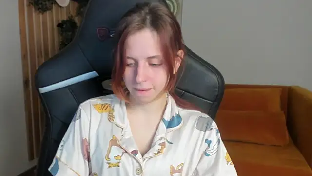 FreyaVey online show from 03/18/26, 05:27