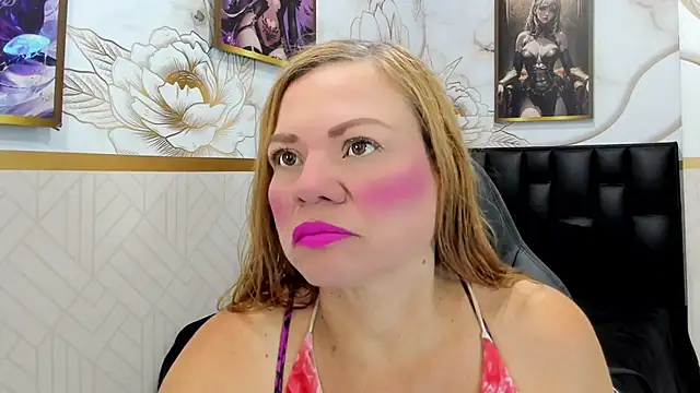alicee  mature online show from 05/23/26, 07:40
