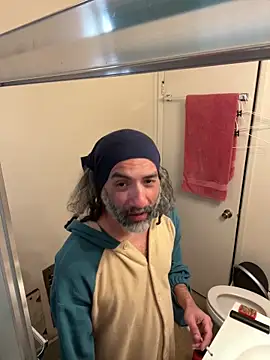 Snapshot of DaddyScorpio78 chatting on 03/07/26, 04:37 DaddyScorpio78 online show from 03/07/26, 04:37