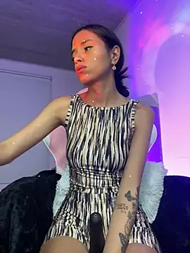 Snapshot of CELESTE_-EC chatting on 02/27/26, 03:06 CELESTE -EC online show from 02/27/26, 03:06