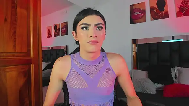 Snapshot of Isabella_Moon9 chatting on 03/13/26, 11:28 Isabella Moon9 online show from 03/13/26, 11:28