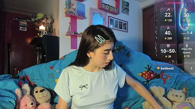 Snapshot of Rebecahart chatting on 02/11/26, 04:39 Rebecahart online show from 02/11/26, 04:39