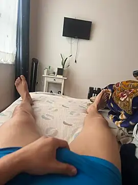 Snapshot of Leitequentegg chatting on 02/13/26, 02:46 Leitequentegg online show from 02/13/26, 02:46