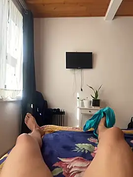 Snapshot of Leitequentegg chatting on 03/18/26, 04:21 Leitequentegg online show from 03/18/26, 04:21