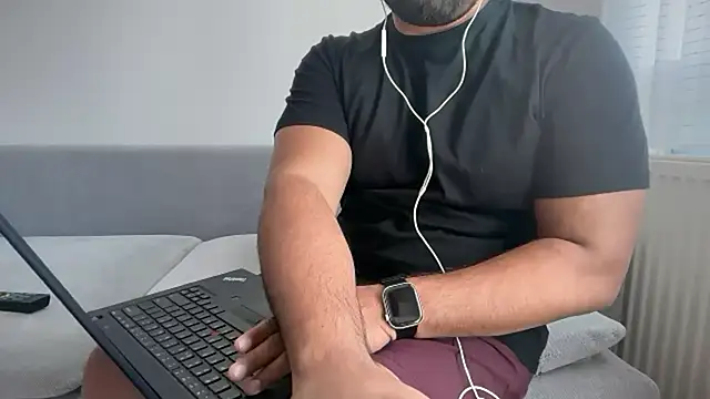 Snapshot of justonce2 chatting on 03/12/26, 09:26 justonce2 online show from 03/12/26, 09:26