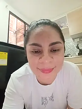 luna pinky online show from 02/13/26, 06:15