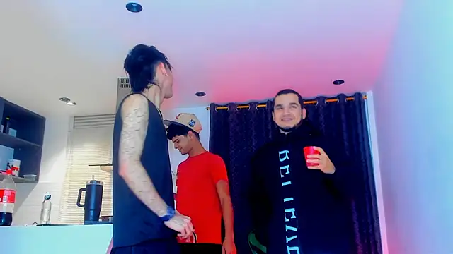 TheBatMansion online show from 02/21/26, 04:02