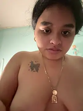 Snapshot of Aloyenita chatting on 02/01/26, 12:26 Aloyenita online show from 02/01/26, 12:26