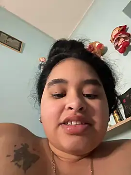 Snapshot of Aloyenita chatting on 02/11/26, 09:03 Aloyenita online show from 02/11/26, 09:03