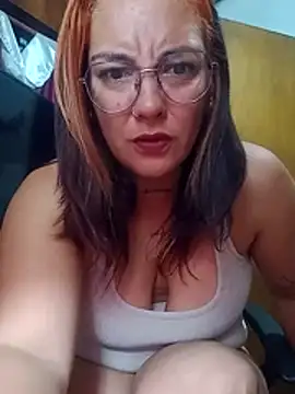 Snapshot of kuramaqueen chatting on 03/26/26, 03:56 kuramaqueen online show from 03/26/26, 03:56