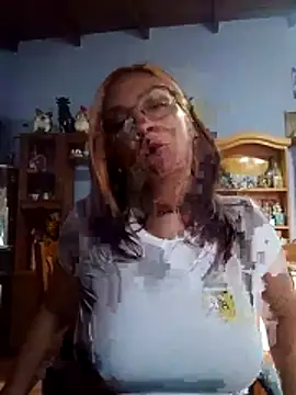 Snapshot of kuramaqueen chatting on 04/04/26, 09:34 kuramaqueen online show from 04/04/26, 09:34