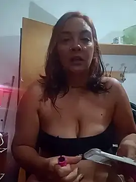 Snapshot of kuramaqueen chatting on 04/07/26, 04:57 kuramaqueen online show from 04/07/26, 04:57
