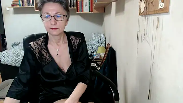 katemodel online show from 09/12/25, 06:35