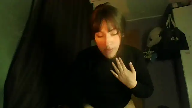 Snapshot of mimi_miauu chatting on 06/11/26, 03:04 mimi miauu online show from 06/11/26, 03:04