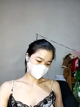 Daisy-lusia2026 online show from 04/27/26, 12:52