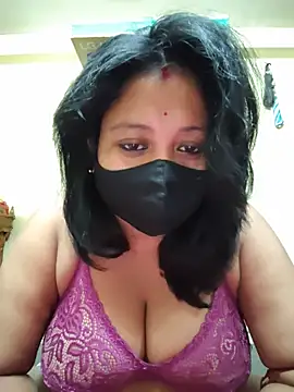 Curvy Trisha online show from 06/13/26, 03:32