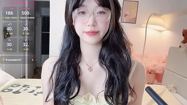 Luminous4173 online show from 06/18/26, 01:04