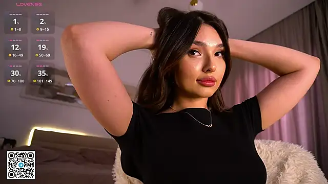 Candylolly    online show from 06/16/26, 03:25
