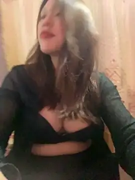 Emxinhka1 online show from 06/09/26, 04:18