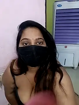 Aliya Hott online show from 05/03/26, 06:19