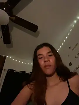 Snapshot of roc_i chatting on 03/24/26, 05:12 roc i online show from 03/24/26, 05:12