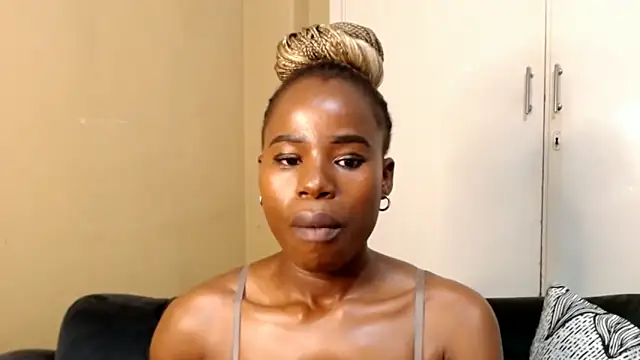 AppleAsss online show from 05/01/26, 07:40