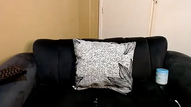 AppleAsss online show from 05/07/26, 02:06