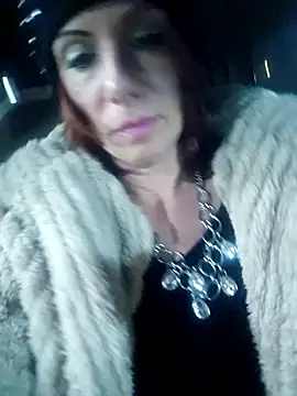 Snapshot of Paradice7 chatting on 03/15/26, 12:49 Paradice7 online show from 03/15/26, 12:49