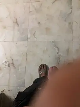 Snapshot of indianbull001 chatting on 03/11/26, 10:16 indianbull001 online show from 03/11/26, 10:16