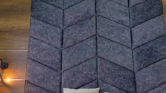 AnnieRouse   online show from 03/13/26, 11:50