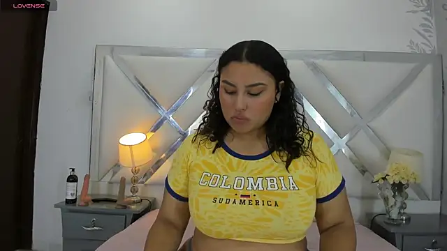 yaragarcia online show from 06/18/26, 04:35
