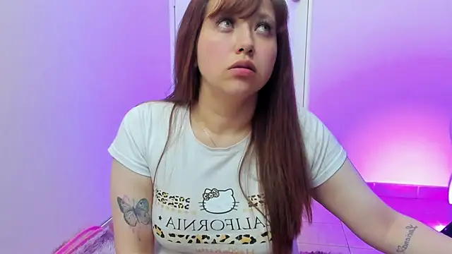 Snapshot of Orianaa_madisoon chatting on 03/31/26, 02:35 Orianaa madisoon online show from 03/31/26, 02:35