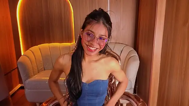 Alina b  online show from 05/15/26, 08:05
