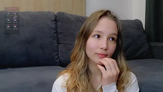 Snapshot of y0ur_sunshinee chatting on 03/26/26, 05:18 y0ur sunshinee online show from 03/26/26, 05:18