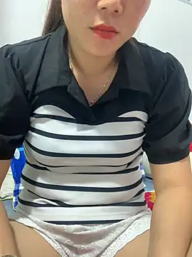 Baby-lovely69 online show from 02/03/26, 07:02