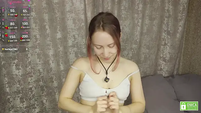 Snapshot of Cutie_Ellis chatting on 02/23/26, 10:01 Cutie Ellis online show from 02/23/26, 10:01