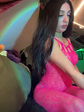 Snapshot of heluvsbabii chatting on 02/04/26, 04:18 heluvsbabii online show from 02/04/26, 04:18