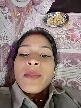 Snapshot of bhavna_pandit chatting on 02/12/26, 04:13 bhavna pandit online show from 02/12/26, 04:13