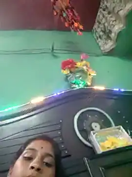 Snapshot of bhavna_pandit chatting on 03/07/26, 05:21 bhavna pandit online show from 03/07/26, 05:21