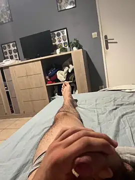Snapshot of magicdickx21 chatting on 06/19/26, 10:52 magicdickx21 online show from 06/19/26, 10:52