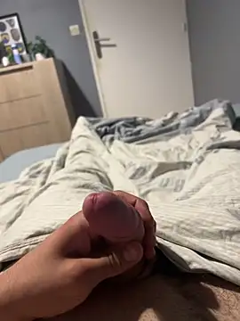 Snapshot of magicdickx21 chatting on 06/30/26, 10:27 magicdickx21 online show from 06/30/26, 10:27