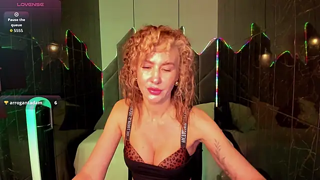 Snapshot of Madam__Isabella chatting on 02/12/26, 06:19 Madam Isabella online show from 02/12/26, 06:19