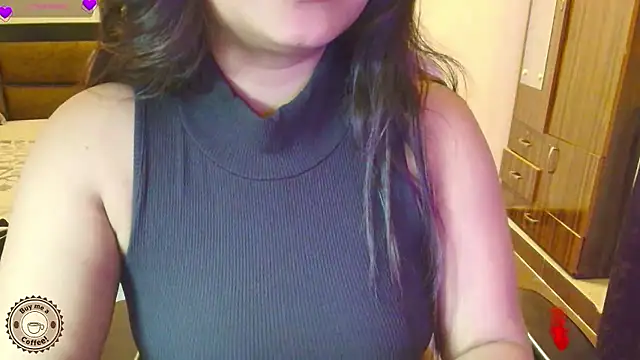 Yara-143 online show from 06/12/26, 11:35