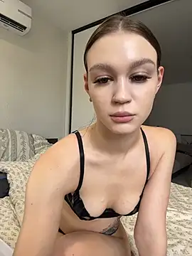 CarmenHill online show from 06/24/26, 12:48