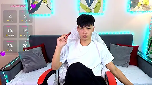 Snapshot of XanneLL chatting on 03/07/26, 06:49 XanneLL online show from 03/07/26, 06:49