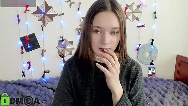 Elina X online show from 06/15/26, 01:13