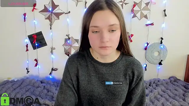 Elina X online show from 06/17/26, 01:12