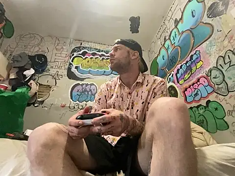 gothboiplzty online show from 04/29/26, 09:21